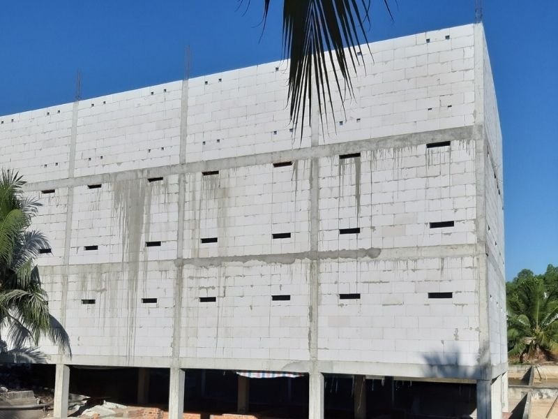 nha-yen-su-dung-gach-sieu-nhe-eblock